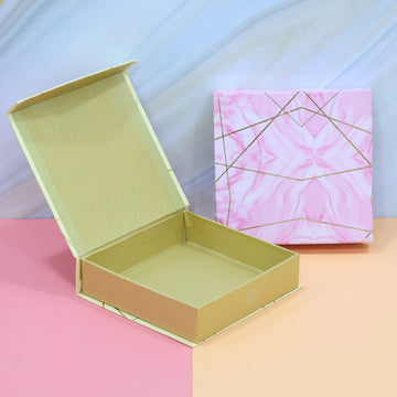 Cardboard Gift Box: A Stylish Presentation for Your Treasures