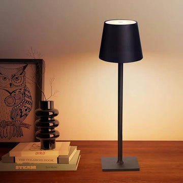 Metal Cordless Rechargeable LED Table Lamp